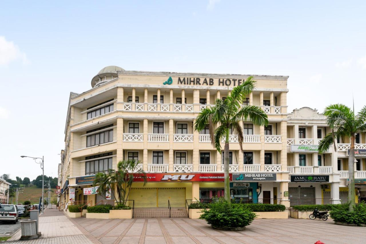 Mihrab Hotel Putrajaya Exteriör bild
